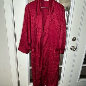 Vintage Victoria’s Secret Red Satin Jacquard Robe Size Large